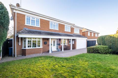 18 Bramley Way, Whittington, Lichfield, WS14 9SB