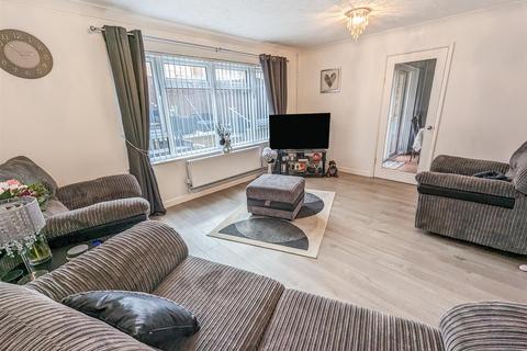 4 bedroom end of terrace house for sale, Sturton Walk, Corby NN18