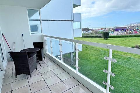 2 bedroom apartment for sale, Monarch House, Royal Parade, Eastbourne BN22