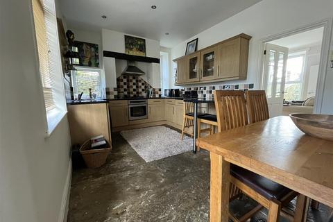3 bedroom end of terrace house for sale, Briarfield, Denby Dale, Huddersfield, HD8 8SA