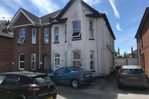 1 bedroom in a house share to rent, Nortoft Road, Bournemouth