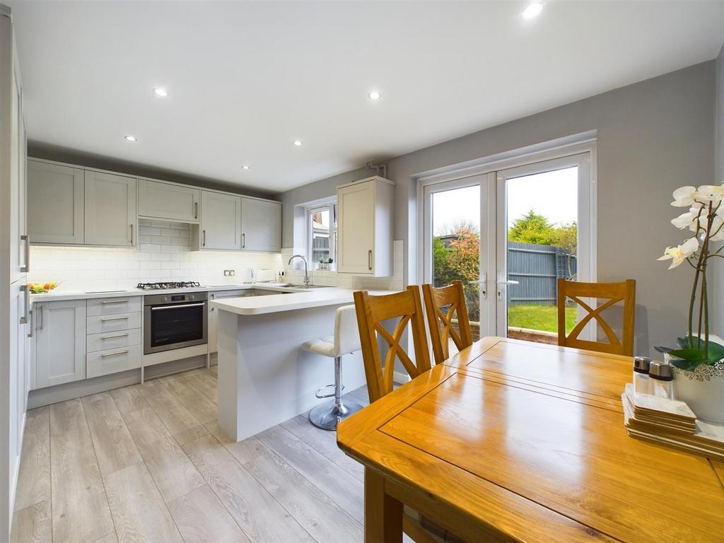 Harleys Field, Abbeymead, Gloucester 3 bed semidetached house for sale