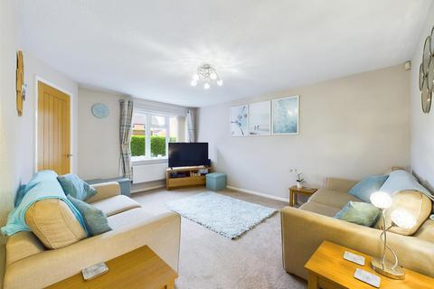 11 Harleys Field, Abbeymead, Gloucester, GL4 4RN
