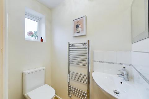 11 Harleys Field, Abbeymead, Gloucester, GL4 4RN