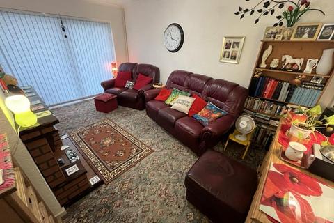 6 Beech Grove, Newhall, Swadlincote, DE11 0NH