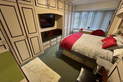 6 Beech Grove, Newhall, Swadlincote, DE11 0NH