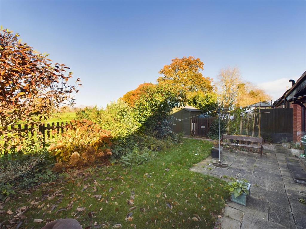 CAM02803 G0-PR0038-STILL023.jpg