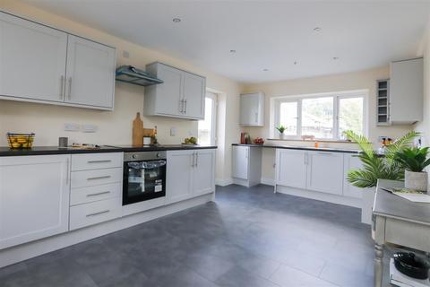 4 bedroom detached house for sale, Beguildy, Knighton