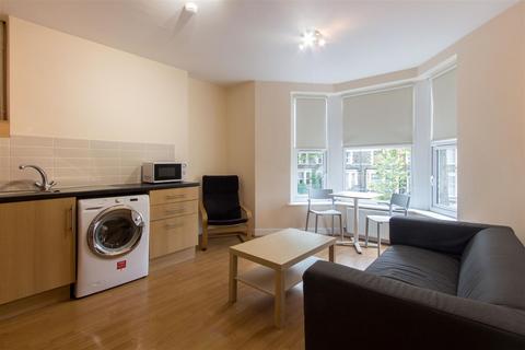 2 bedroom flat to rent, Richmond Road, Cardiff CF24