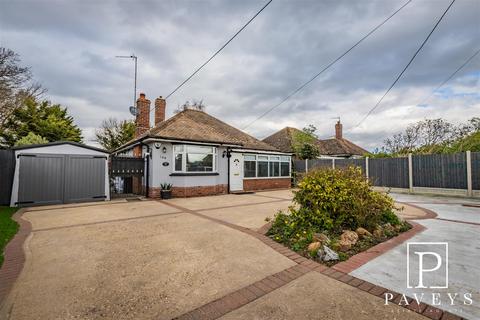 2 bedroom detached bungalow for sale, Frinton Road, Kirby Cross, Frinton-On-Sea