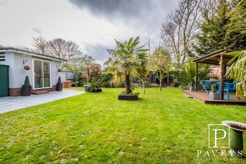 2 bedroom detached bungalow for sale, Frinton Road, Kirby Cross, Frinton-On-Sea