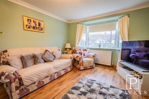 2 bedroom detached bungalow for sale, Frinton Road, Kirby Cross, Frinton-On-Sea