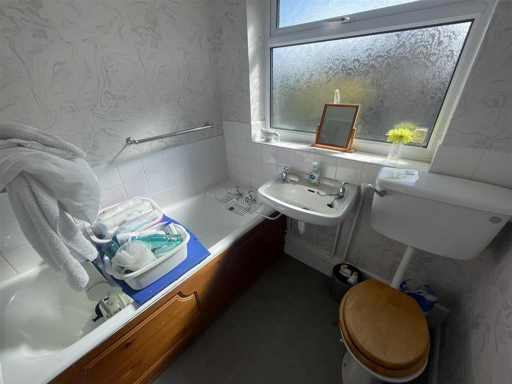 Family bathroom