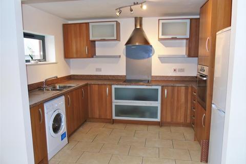 2 bedroom apartment for sale, St Christophers Court, Marina, Swansea