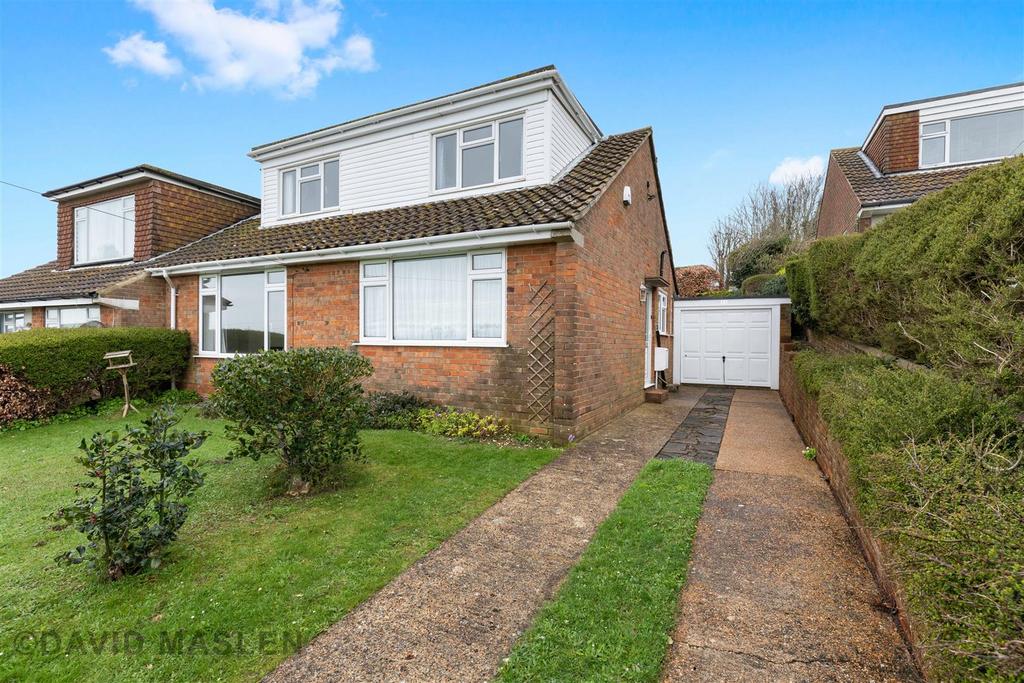 Brownleaf Road, Woodingdean 3 bed house for sale £475,000