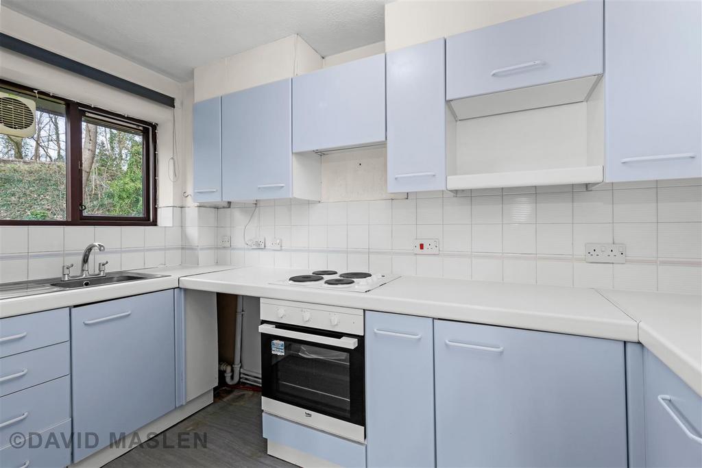 Kitchen (2).jpg