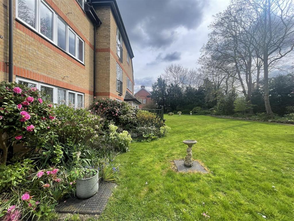 Communal gardens