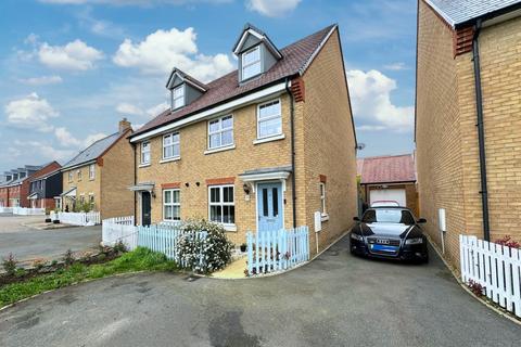 3 bedroom house for sale, Arnold Rise, Biggleswade SG18