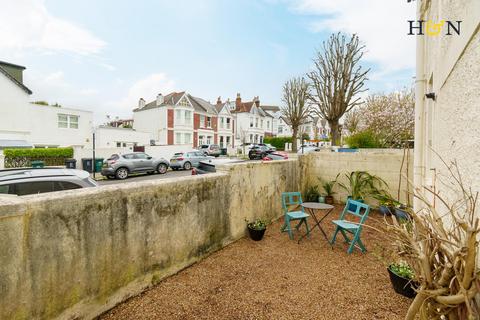 1 bedroom flat for sale, Wilbury Avenue, Hove BN3