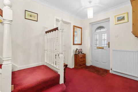 4 bedroom detached house for sale, 38a Hawks Road, Hailsham