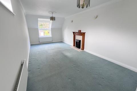 2 bedroom flat for sale, Ringwood Road, Ferndown, BH22