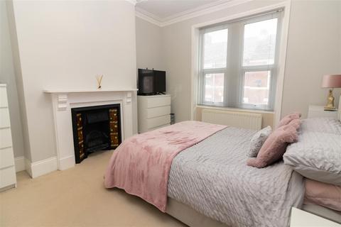 3 bedroom property for sale, Vine Street, Wallsend