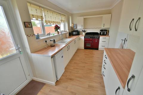 3 bedroom bungalow for sale, Dorset Avenue, Ferndown, BH22