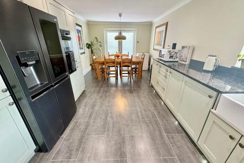 68 High Gill Road, Nunthorpe, Middlesbrough, TS7 0EA