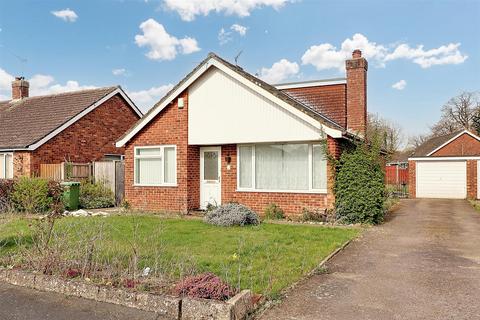 5 bedroom detached bungalow for sale, Rossons Road, Norwich NR8