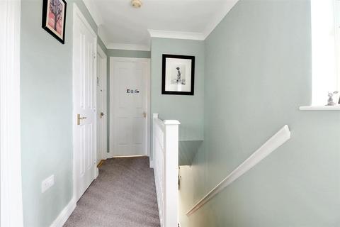 11 Brancaster Close, Drayton, Norwich, NR8 6GX