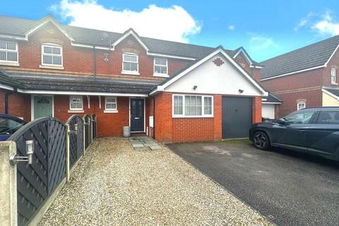 3 bedroom terraced house for sale, The Cains, Taverham NR8