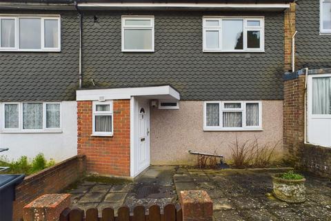 31 Foxcombe, New Addington, Croydon, CR0 9EY