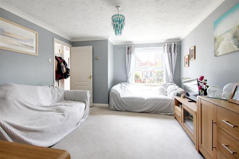 3 bedroom end of terrace house for sale, The Cains, Taverham NR8