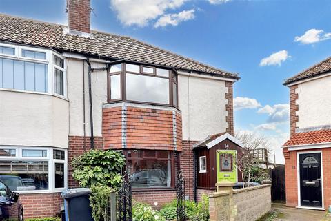3 bedroom end of terrace house for sale, Stratford Close, Norwich NR1