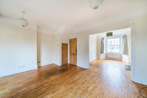 270 Kings Road, Kingston Upon Thames, KT2 5HX