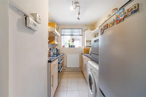 24 Link Way, Bromley, BR2 8JH