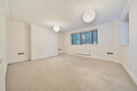 2 bedroom flat for sale, Dacre Close, Chipstead