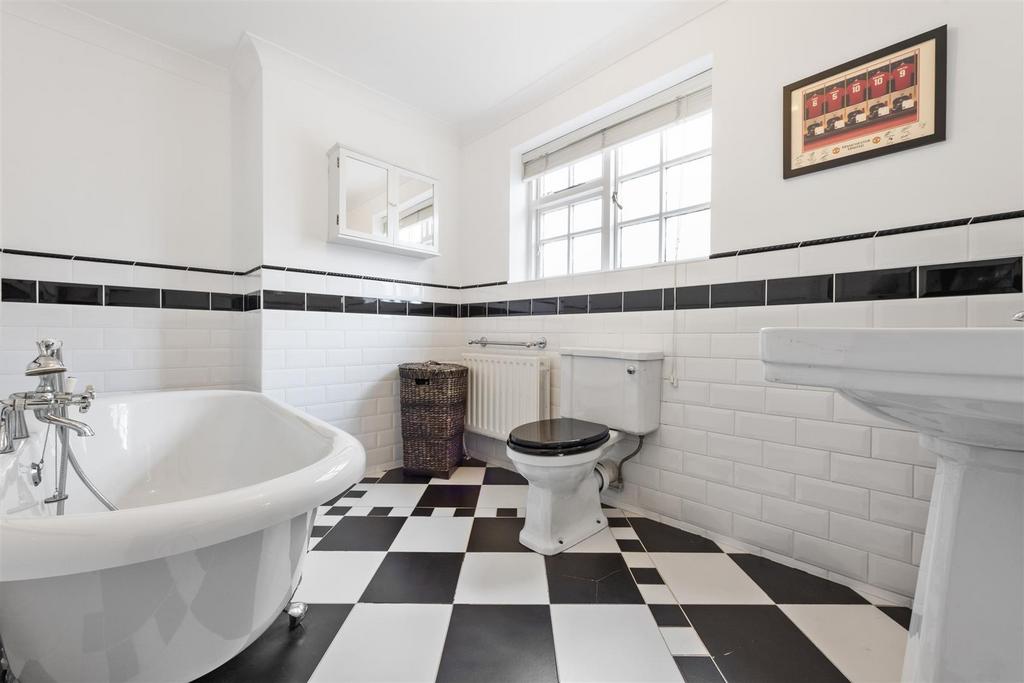 41 Aylesbury Road, Hockley Heath, B94 6 PD 13.jpg