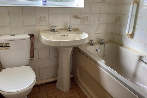 25 Lon Lwyd Isaf, Pentraeth, LL75 8LN