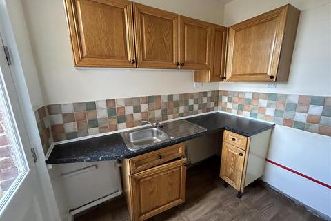 2 bedroom terraced house to rent, Albion Terrace, Barnsley