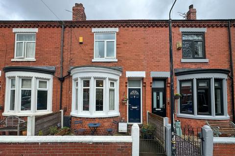 3 bedroom terraced house for sale, Bents Avenue, Flixton, Manchester, M41