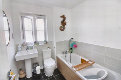 73 Bridge View, Shefford, SG17 5FT
