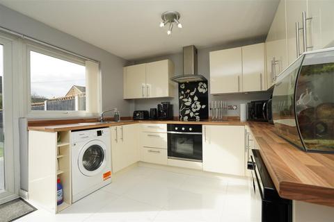 3 bedroom semi-detached house for sale, Shepard Close, Bulwell