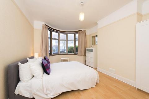 1 bedroom apartment for sale, Whitmore Gardens, London NW10