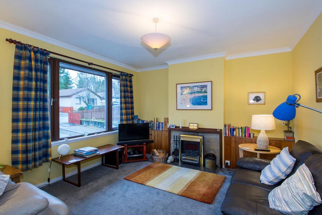 040124sitting room.jpg