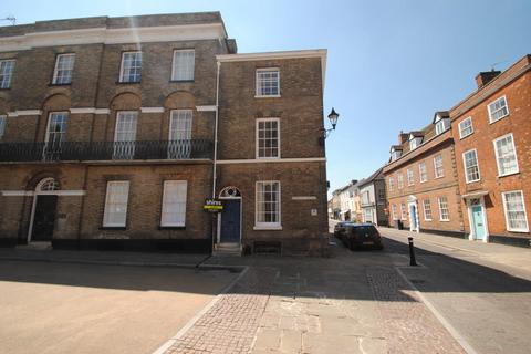 2 bedroom townhouse for sale, Chequer Square, Bury St. Edmunds IP33