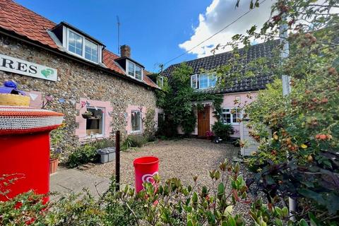 3 bedroom terraced house for sale, The Street, Bury St. Edmunds IP31