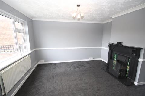 3 bedroom end of terrace house to rent, Morgan Drive, Dartford