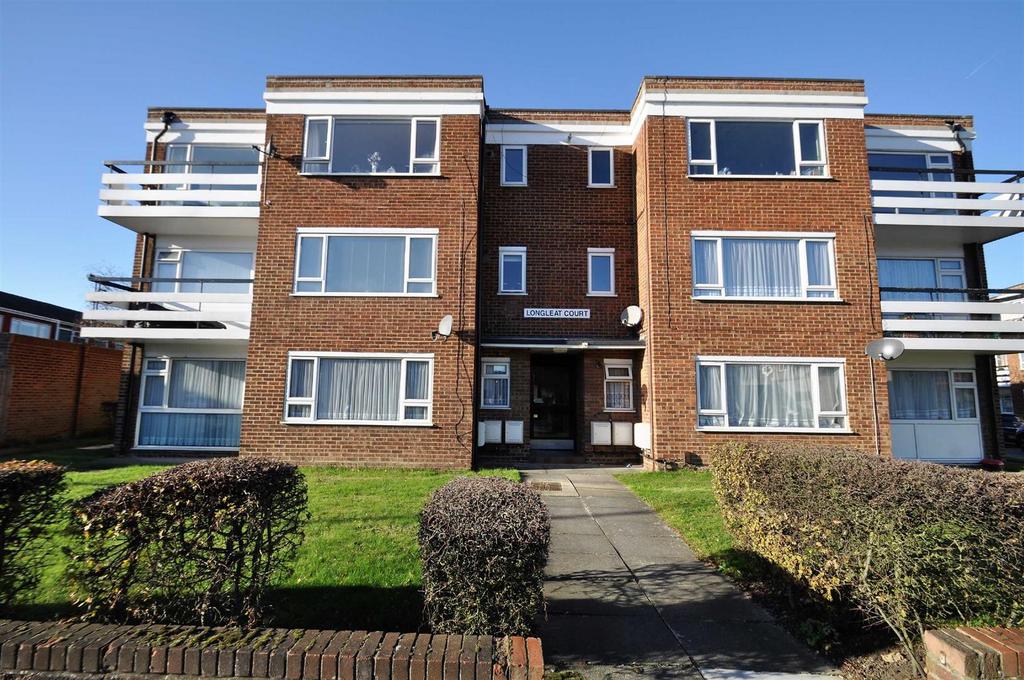 Upton Road, Bexleyheath DA6 2 bed flat £1,400 pcm (£323 pw)