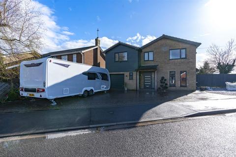 4 bedroom detached house for sale, Meadway, Spalding